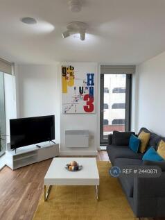 2 Bedroom / 1 Bath Luxury Apartment