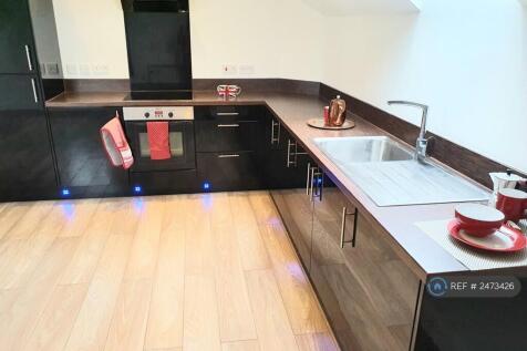 Modern Spacious Apartment