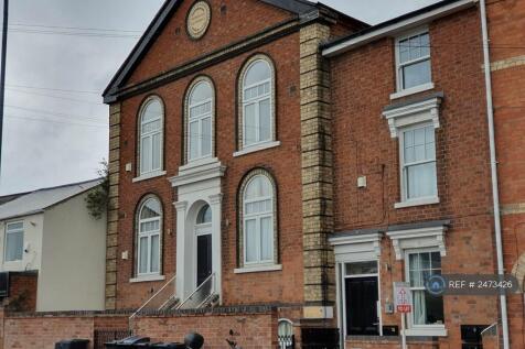 Prominent Town Centre Location