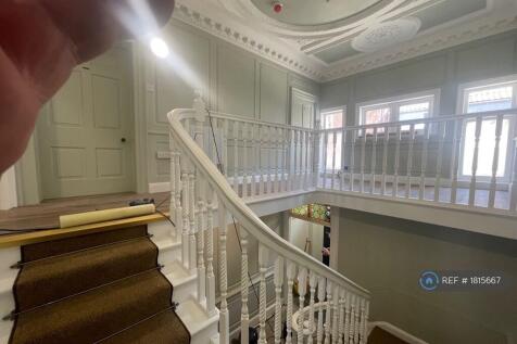 Ground To First Floor Stairs
