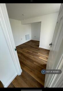 Flat 2 Bedroom