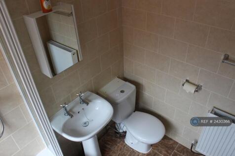 Fully Tiled Bathroom