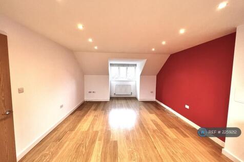 Reception Room / Kitchen