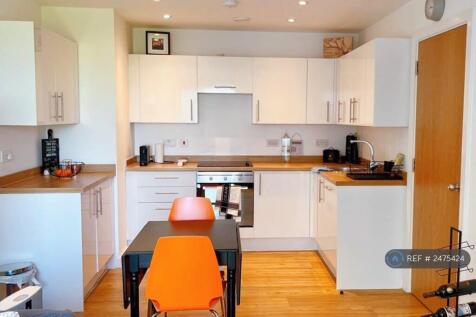 Dinning Area &amp; Kitchen