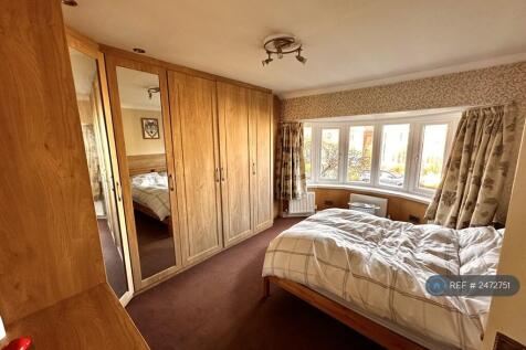 Front Bedroom
