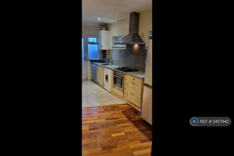 New Modern Gas Hob Was Fitted 2 Months Ago 