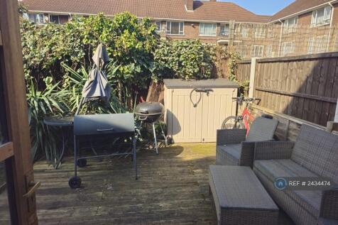 Garden And Barbecue 