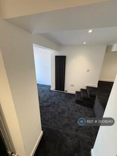 Bedroom 4 (Basement)