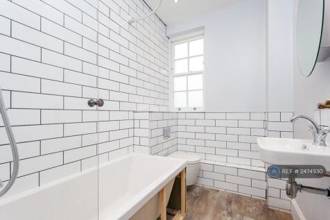 Main Bath Room