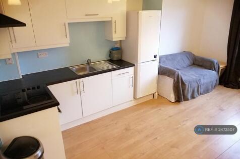 Open Plan Kitchen-Living Area