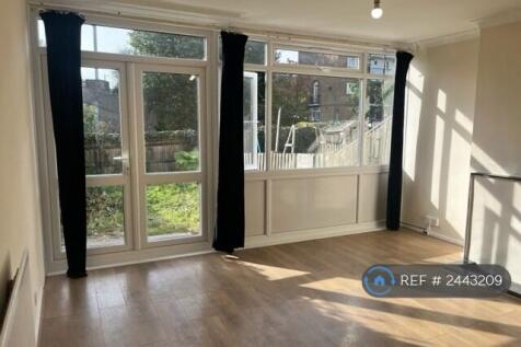 Living Room With Garden 