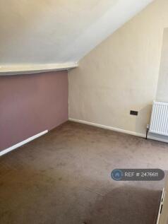 Top Floor - Bedroom 4 