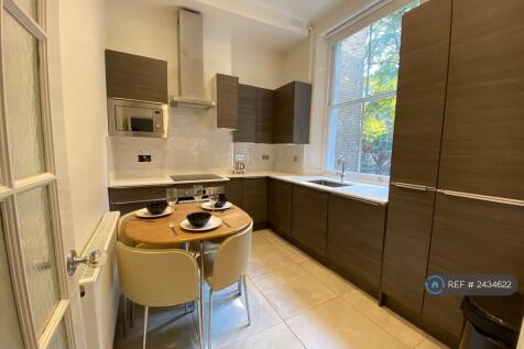 Large Eat In Kitchen