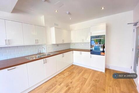 Spacious Kitchen Diner