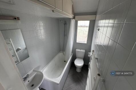 Upstairs Bathroom