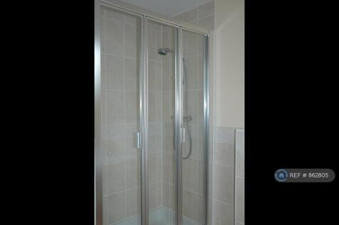 En Suite Shower