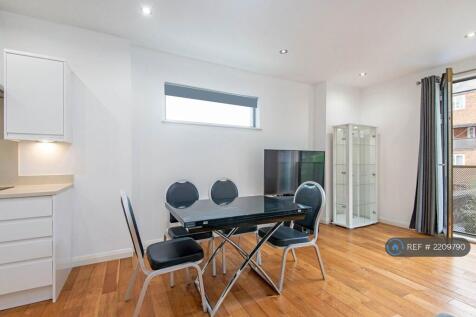 Open Plan Living Room And Kitchen 