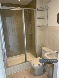 En-Suite Shower