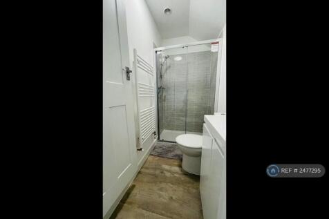 Bedroom 3 - Ensuite