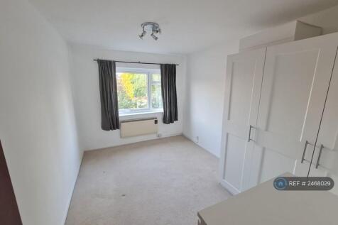 Main Bedroom 