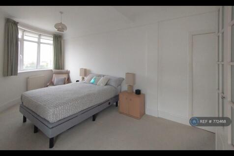 Master Double Bedroom