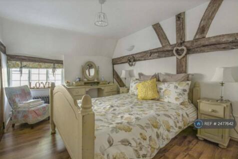 Master Bedroom With Walk In Wardrobe 