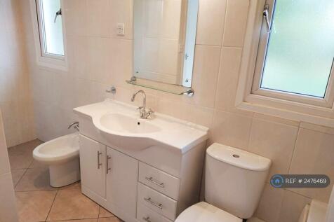 Bathroom1