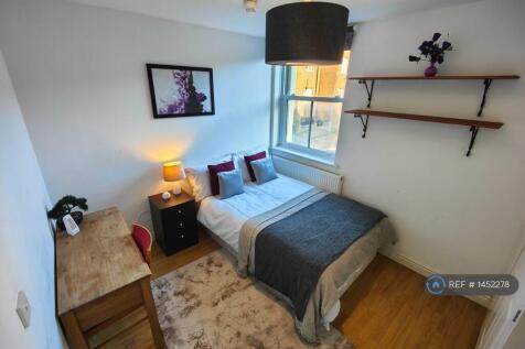 Double Room 3 -  £135pw/£582pcm