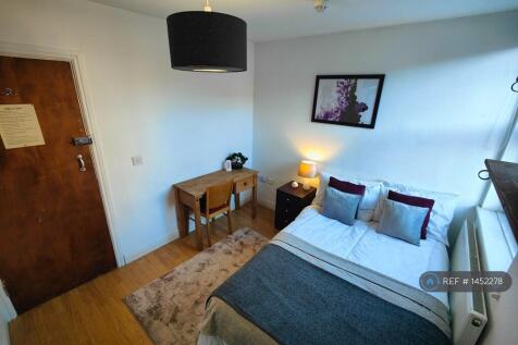 Double Room 3 -  £135pw/£582pcm