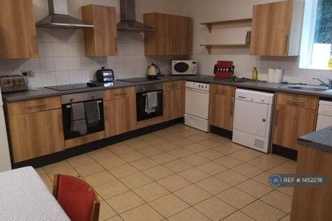 Huge Kitchen 