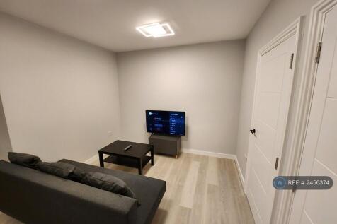 Tv &amp; Living Area