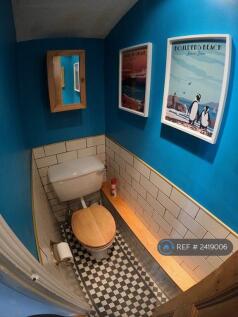 Toilet Ground Floor