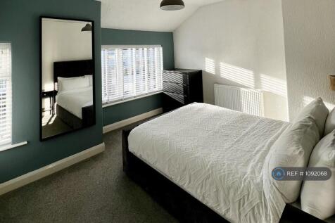 Main Bed