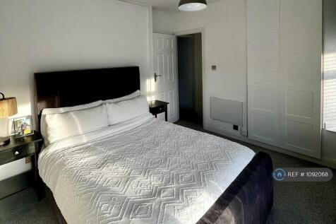 Main Bed 2