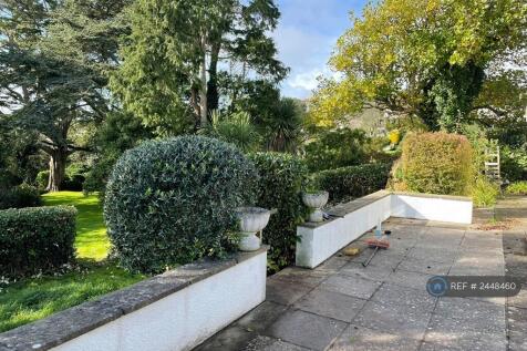 Patio And Garden Leading To Communal Garden