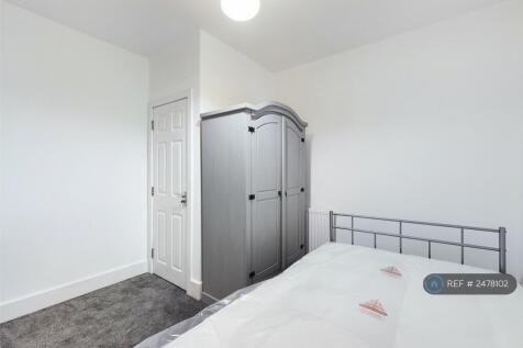 Room e