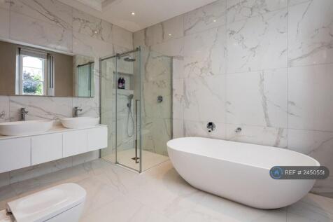 Main Bedroom Ensuite Bathroom 1