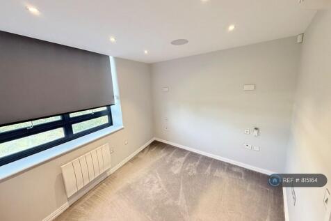 Bedroom Pic 3