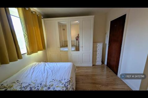 Bedroom a 1