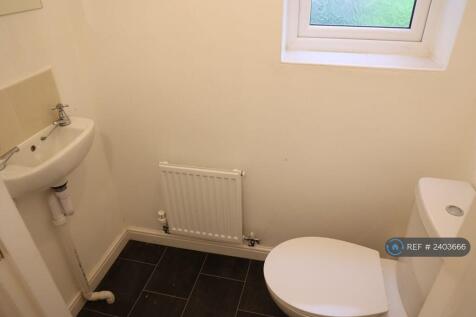 g/f Toilet