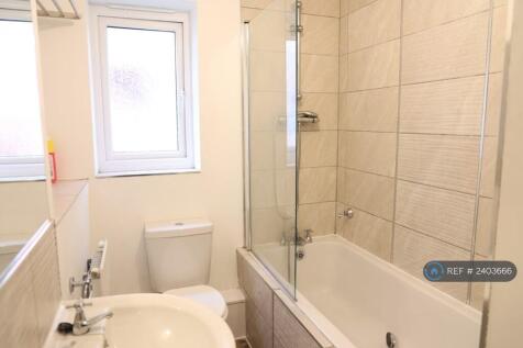 1/f Bathroom