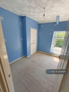 Bedroom 2 (1)
