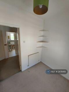 Bedroom 3 (2)