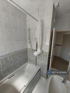Bathroom (2)