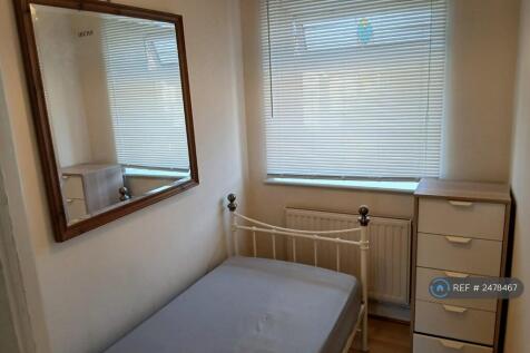3rd Bedroom - 1st Floor
