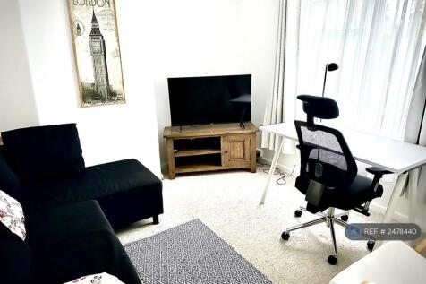 Living Room/ Study