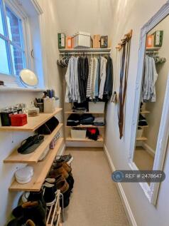 Walk-In Wardrobe.