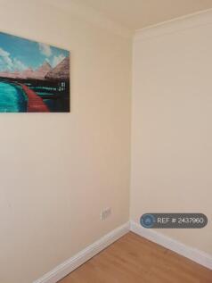 Downstairs Bedroom3