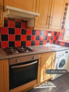 Kitchen With Washing Machine