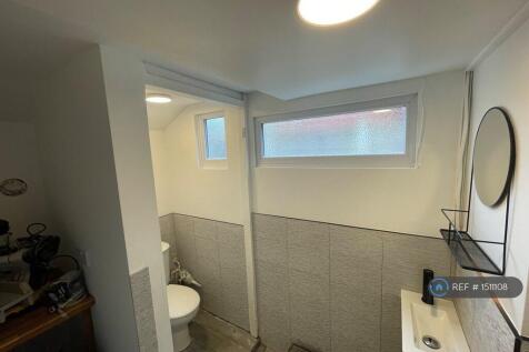 Gf Wc